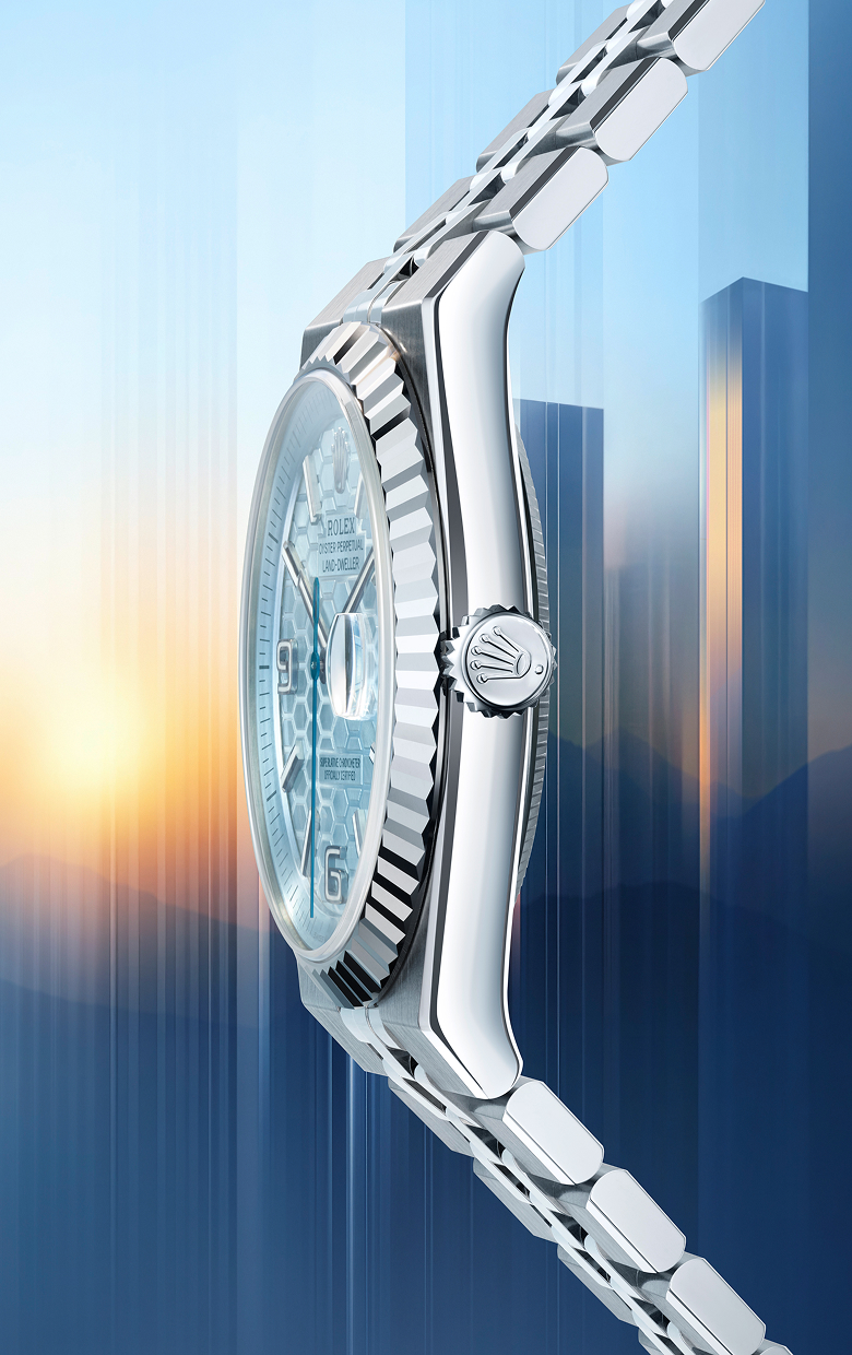 Rolex Oyster Perpetual Land-Dweller